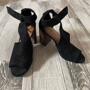 Universal Thread black perforated high heel sandals, size US 9